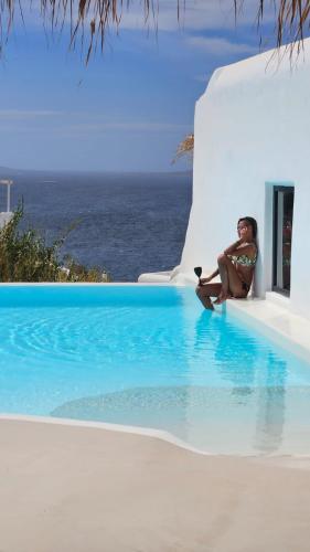 Elli Tropical Suites Room Type - Deluxe Suite