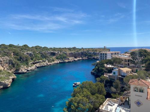 HOSTAL RESTAURANTE CALA in Cala Santanyi 