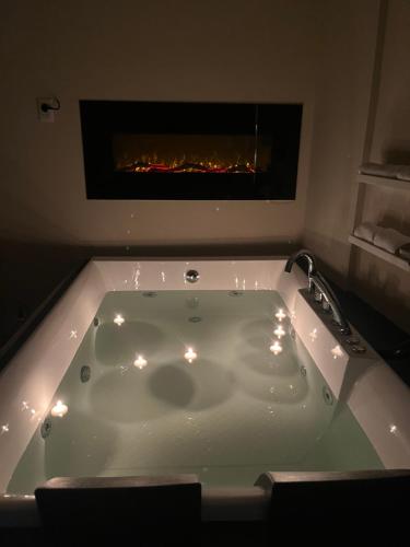 ジェットバス, La Corte dei Prefetti di Vico Bellavista Relax in ロンチリオーネ