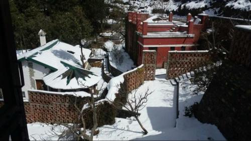 Three Oaks Hartola, Nainital in Ramgarh