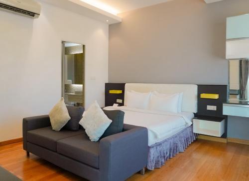 Three-Bedroom Apartment image 3