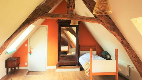 La Vieille Foulonnière : Chambres d'hôtes & Permaculture – Pontorson, IA