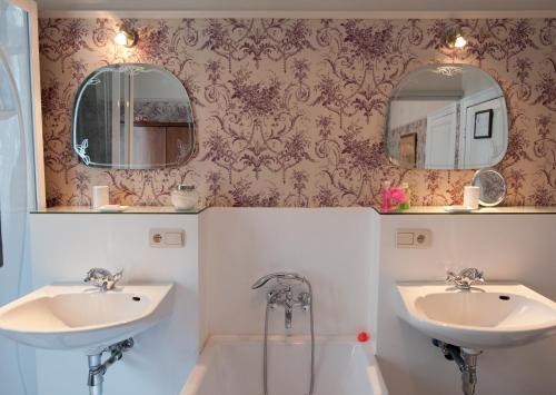 B&B The Baron - image 4
