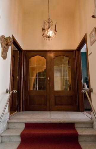 B&B The Baron - image 7