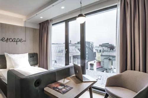 Single Room image 4