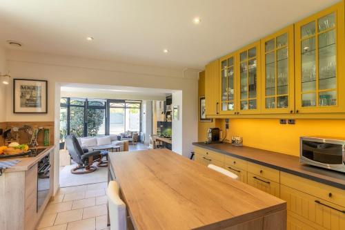 La Sambine - Spacious and Elegant House in Sambin