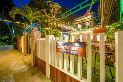 Riverside Dorm and Restaurant, Hoi An (photo 10)