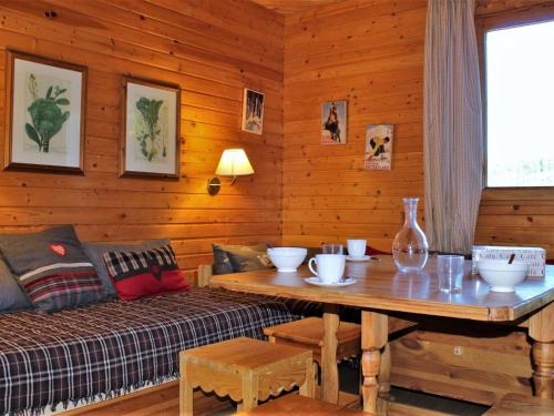 Demi-Chalet Cosy 6 Pers. à Risoul 1850, Ski-In/Ski-Out - FR-1-330-219 gîte à louer Risoul