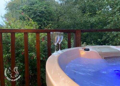 Cherry Tree Glamping in Painswick