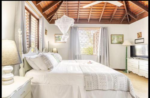 Silver Sands Sea Lili in ดุนกัน