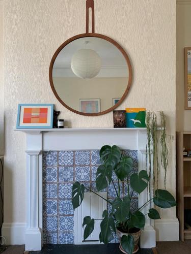 Entire apartment by Northcote Road, London (photo 4)