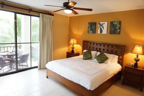 Luxurious Pacifico 2bed condo in Playa Coco in Coco