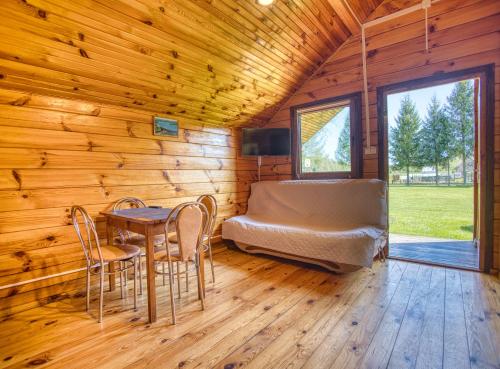 Domki i pokoje przy ujściu