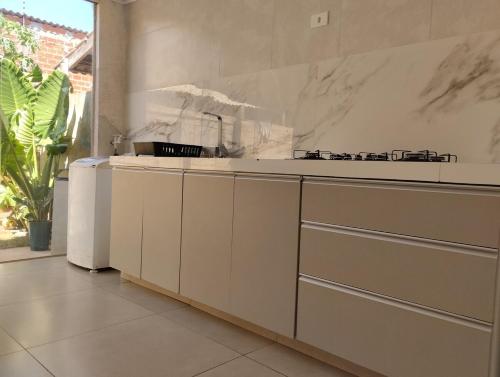 Casa aconchegante Foz do Iguaçu (Casa aconchegante Foz do Iguacu) in ชาร์ดิง บัววิสตา