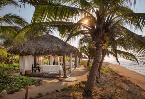 Spa, Playa Viva in Juluchuca