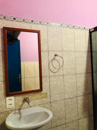 ห้องน้ำ, Hot Iguaçú (Hot Iguacu) in โซโรคาบ้า
