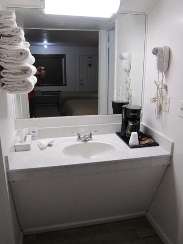 Cassville Budget Inn in Cassville, USA