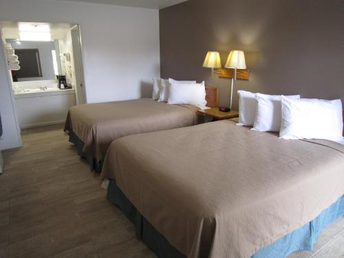 Cassville Budget Inn in Cassville, USA