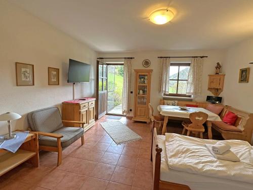 One-Bedroom Apartment with Terrace