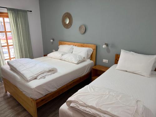 Sunrise House - image 12