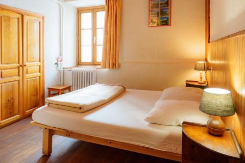 1 double bed
