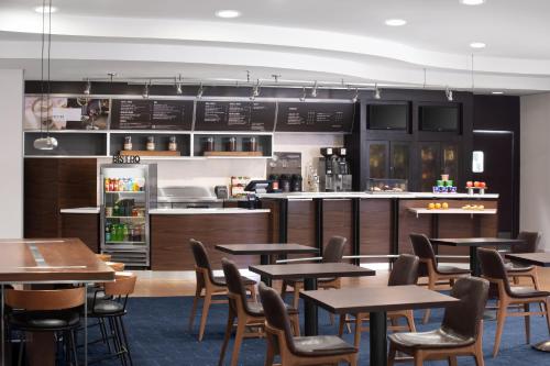 Courtyard by Marriott Knoxville Airport Alcoa - image 12