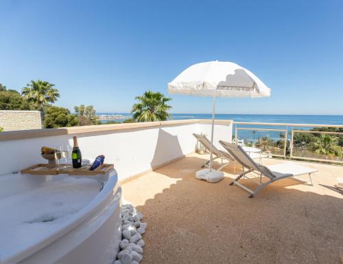 Atalaya Boutique in Las Rotas Beach