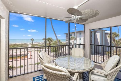 Tarpon Beach 206 condo