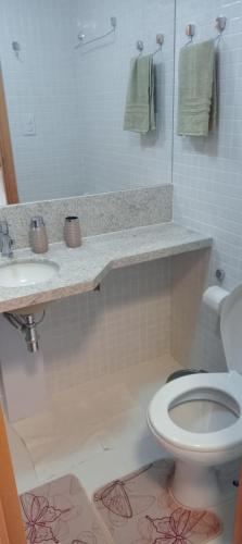One-Bedroom Apartment image 2