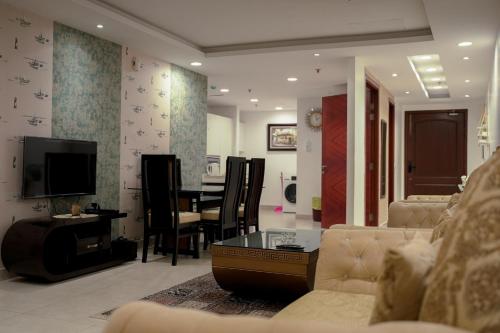 Where Luxury City Living Reaches New Heights Gold Crest by HBA - image 6