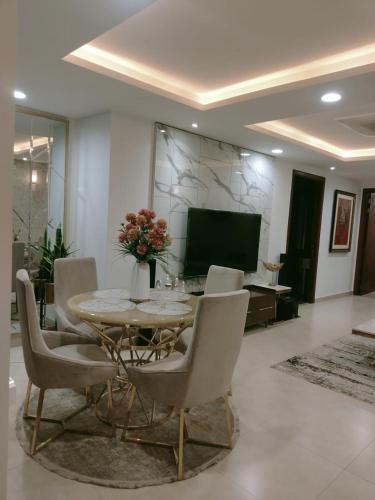 Where Luxury City Living Reaches New Heights Gold Crest by HBA - image 10