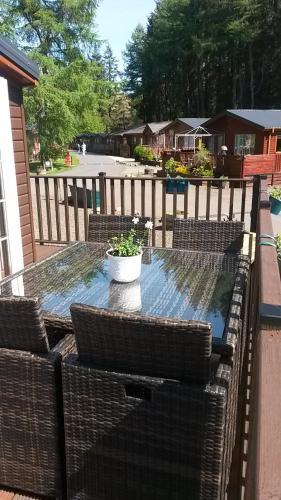 陽台/露台, Jasper Lodge in Beautiful Glendevon Country Park Perthshire Scotland in 格倫德文