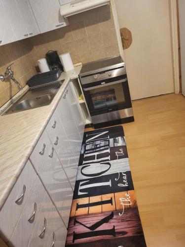 APARTMAJI Lea