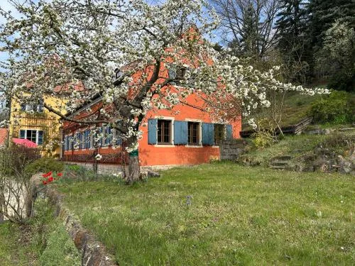 Winzerhaus am Elbhang in Dresden, Deutschland