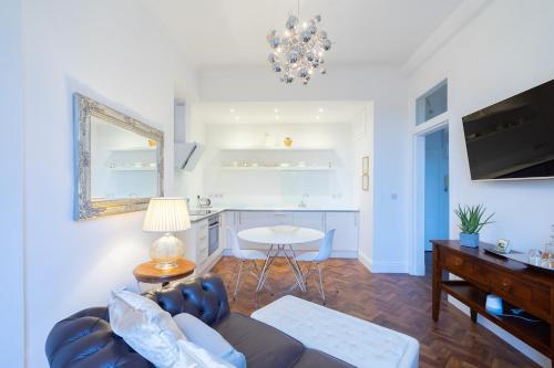 Immaculate one bedroom flat in the city centre, Edynburg