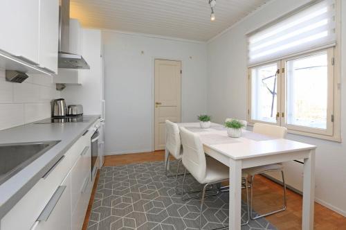 Nice and private house in city center in แรปเพนค็องตา
