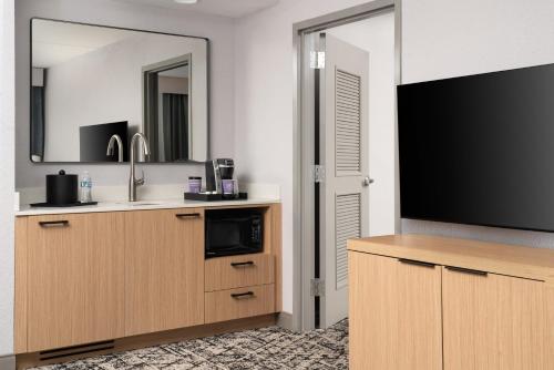 Hilton Garden Inn Richmond South/Southpark - image 20