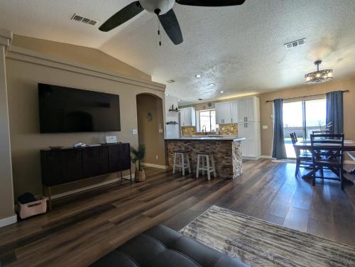 Desert Rose Backyard Oasis in Lake Havasu City