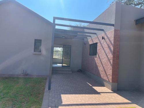 ทัศนียภาพภายนอกโรงแรม, 18 Kameeldoring Crescent, Kathu, Northern Cape, 8446 in คาทู