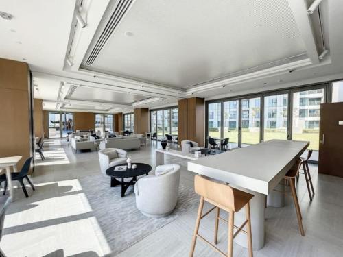 Vacationer Holiday Homes I Chic 1 Bed l City Views in Downtown Dubai, Dubái (foto 4)