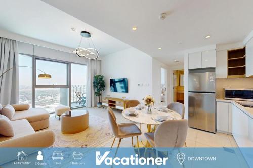 Vacationer Holiday Homes I Chic 1 Bed l City Views in Downtown Dubai, Dubaj