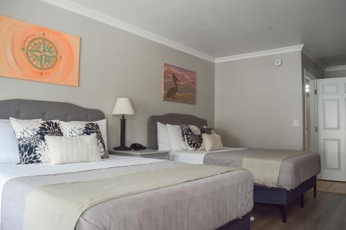 2 double beds
