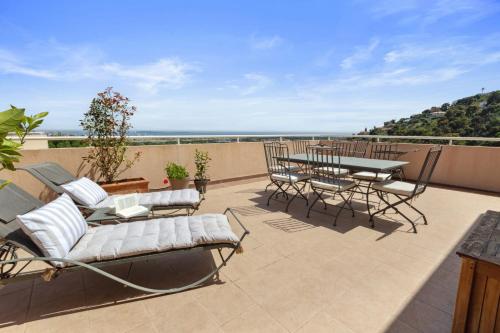 Le Plaza - Sea view - Swimming pool - Tennis court in Mandelieu-la-Napoule Center