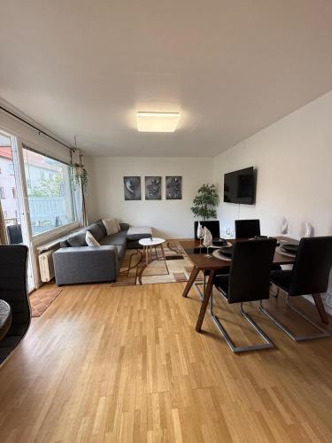 Spacious apartment near the subway in Hässelby Villastad