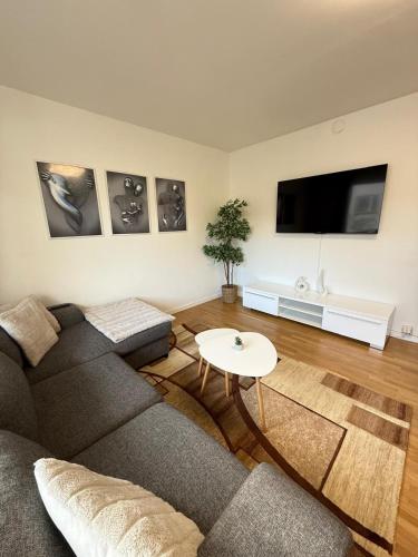 Spacious apartment near the subway in Hässelby Villastad