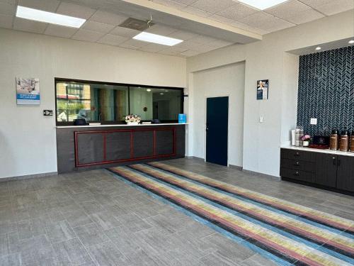 Americas Best Value Inn - Memphis - image 6