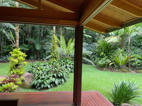 Kert, Luxurious rainforest lodge in FNQ in Bramston Part