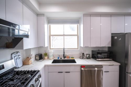 Stylish Private Room by Downtown LA with Private Parking, Los Angeles (foto 6)