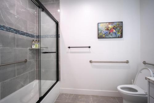 Stylish Private Room by Downtown LA with Private Parking, Los Angeles (foto 8)