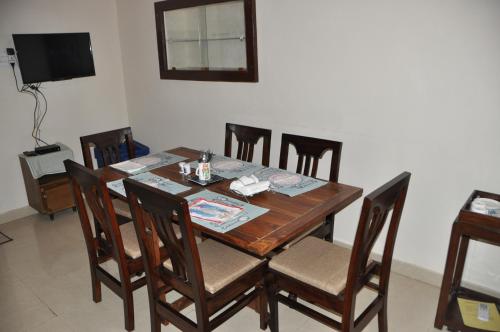 Apartment with Balcony image 3